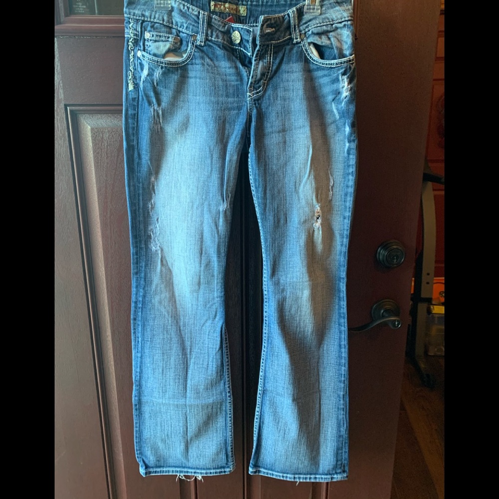Buckle Jeans